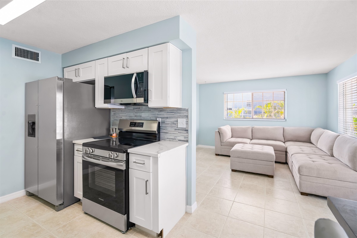 Unit 4 Kitchen/Living room