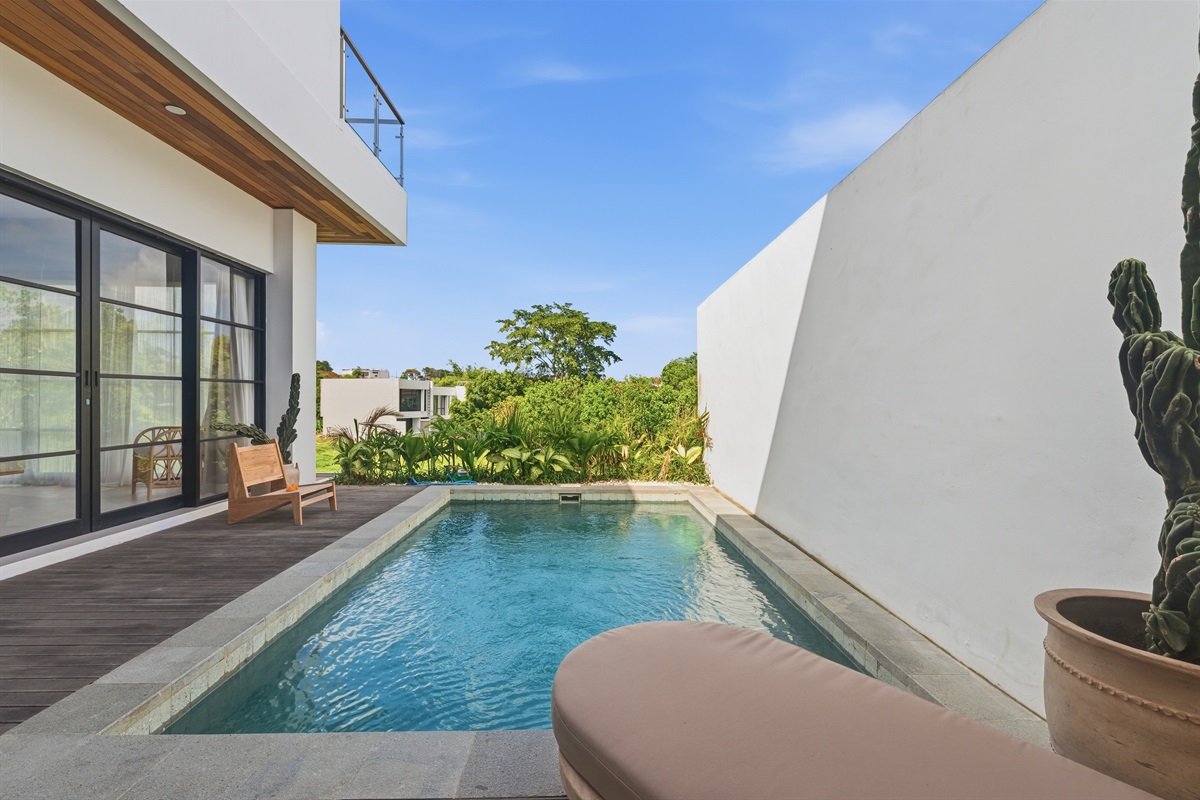 Pool area