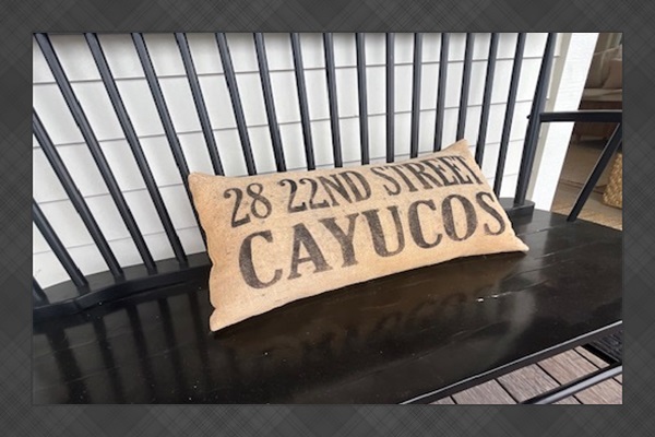 Welcome to (068) Lazy White Cap Ranch