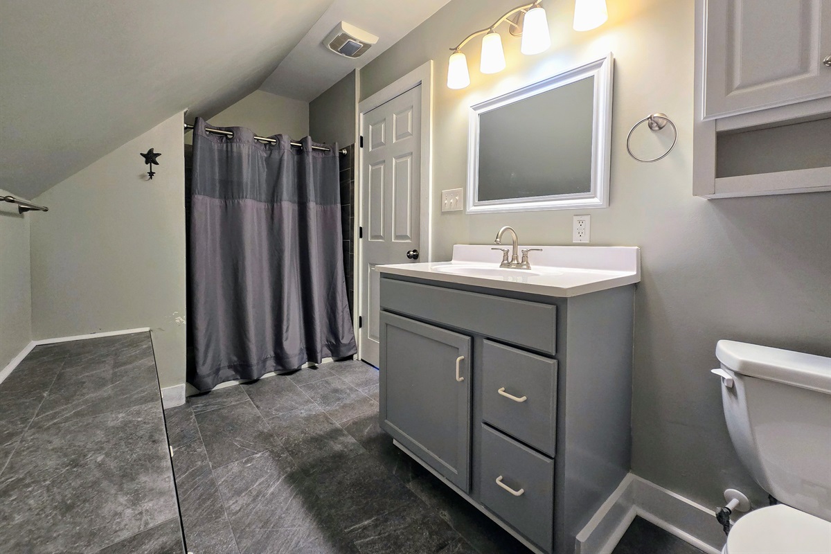 2nd Floor Primary Bedroom Ensuite