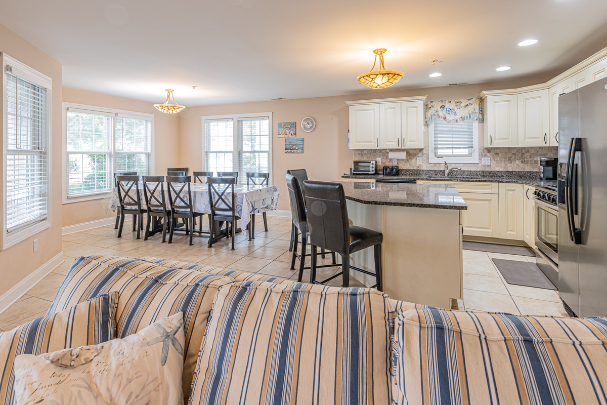 Dining Layout Showing Kitchen and Table Seating