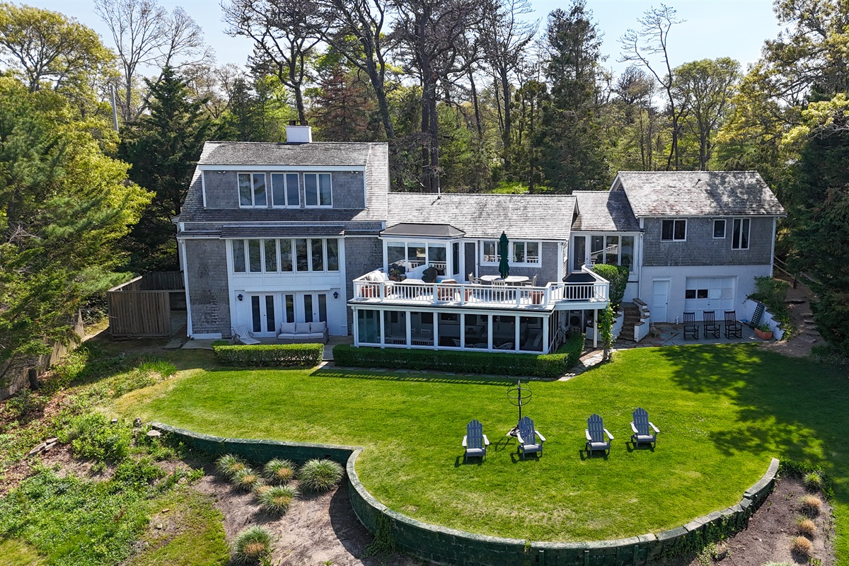 210 Kuffies Point Way, Vineyard Haven