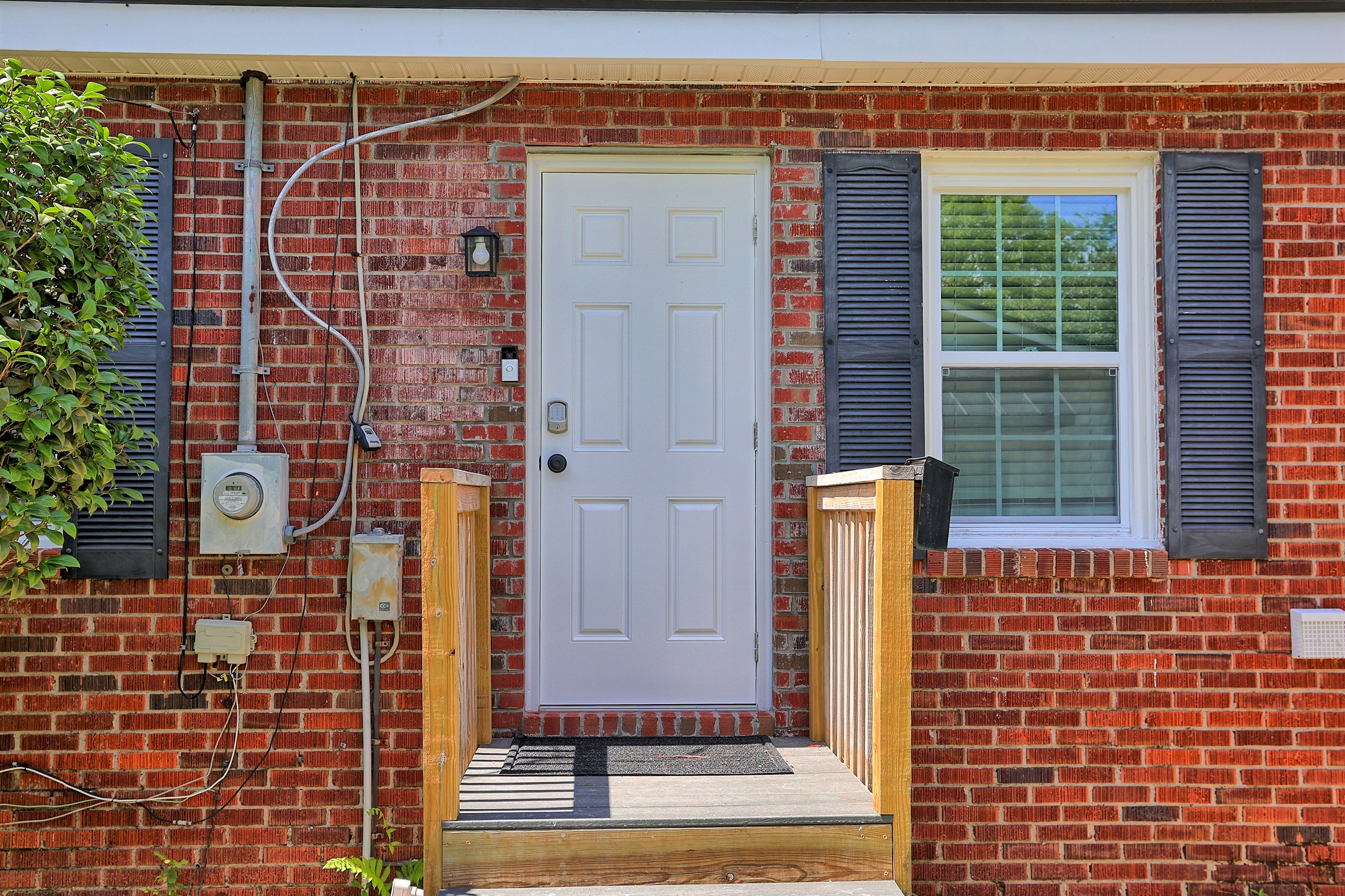 For added peace of mind, the unit features both an exterior and interior door for extra security and privacy.