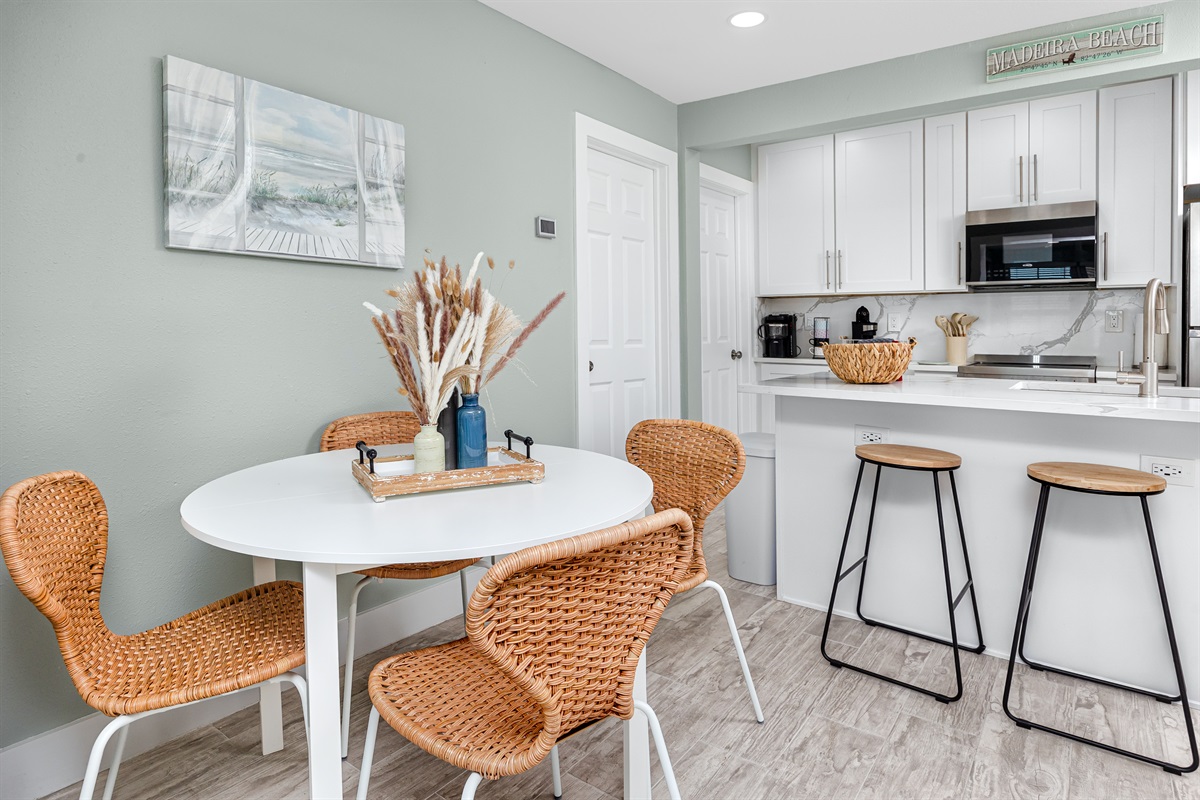 Dining Room Seating for 4