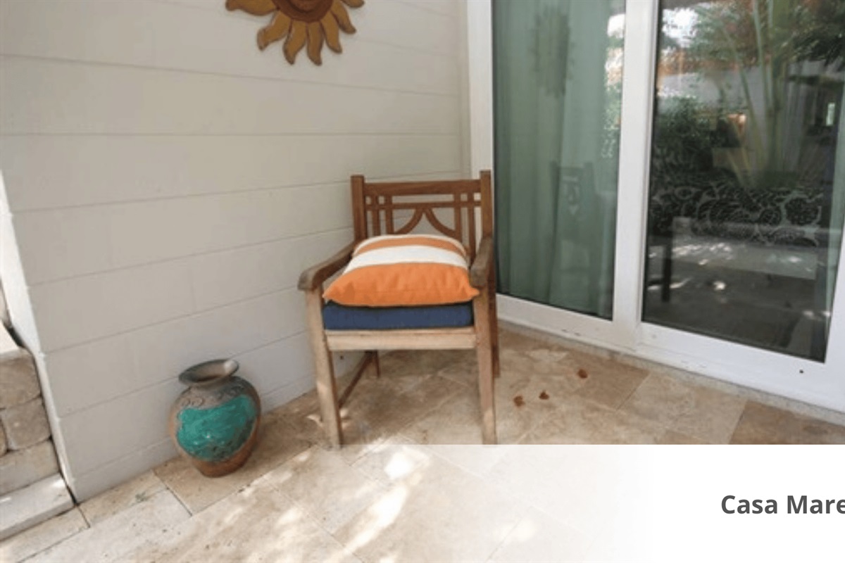 Seating off of Master w/Laundry Access