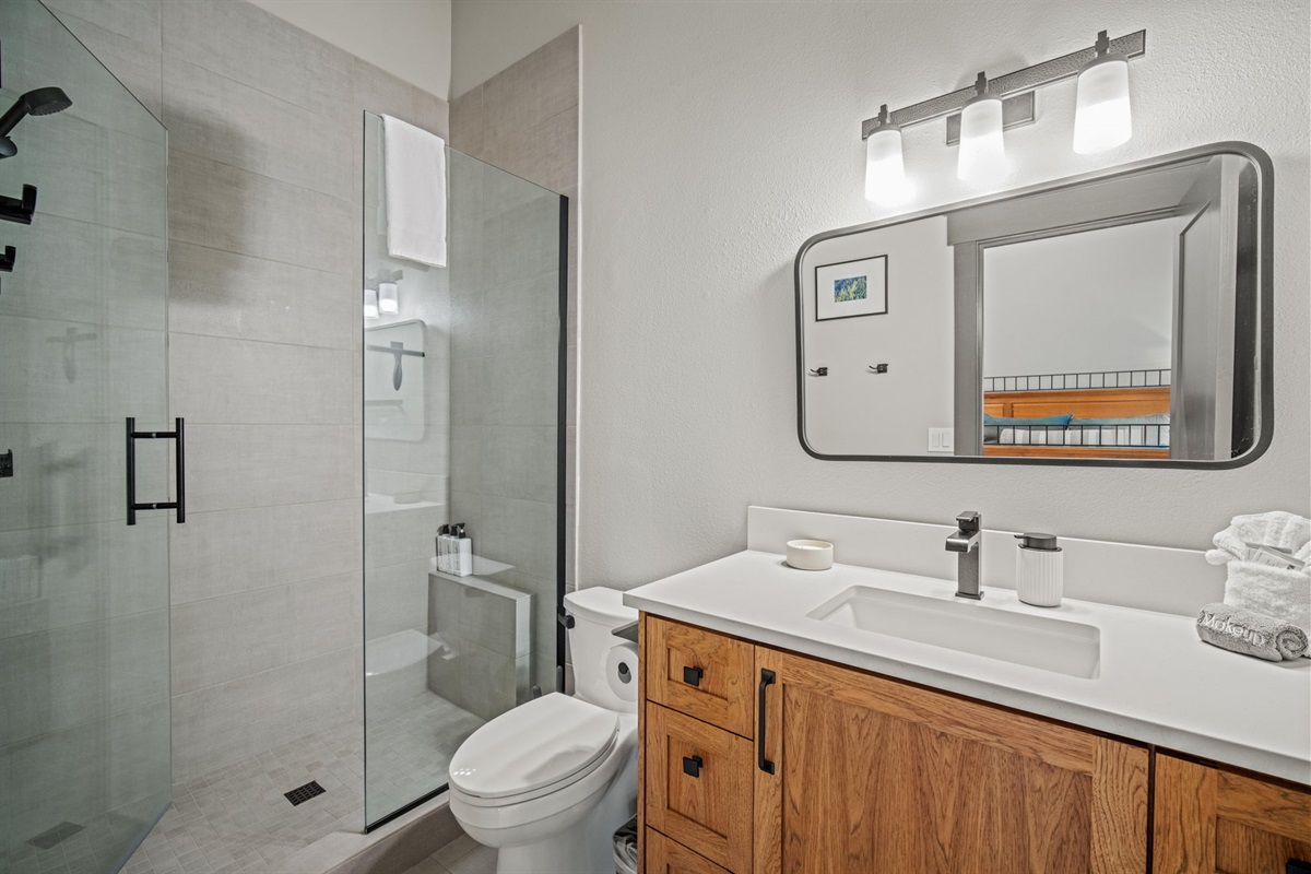 Upstairs: 4th Bedroom ensuite