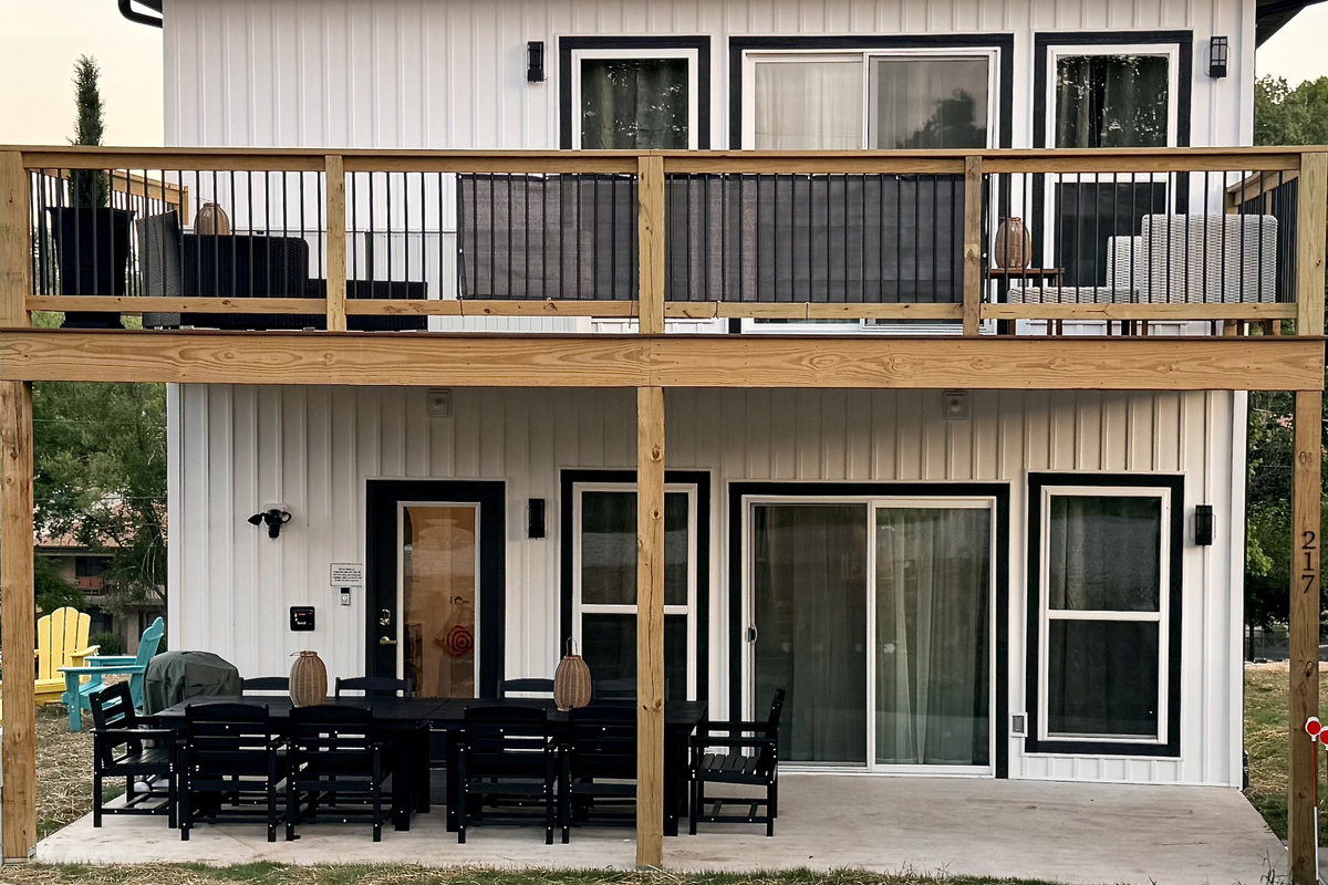 Plenty of outdoor seating for relaxing evenings and morning gatherings