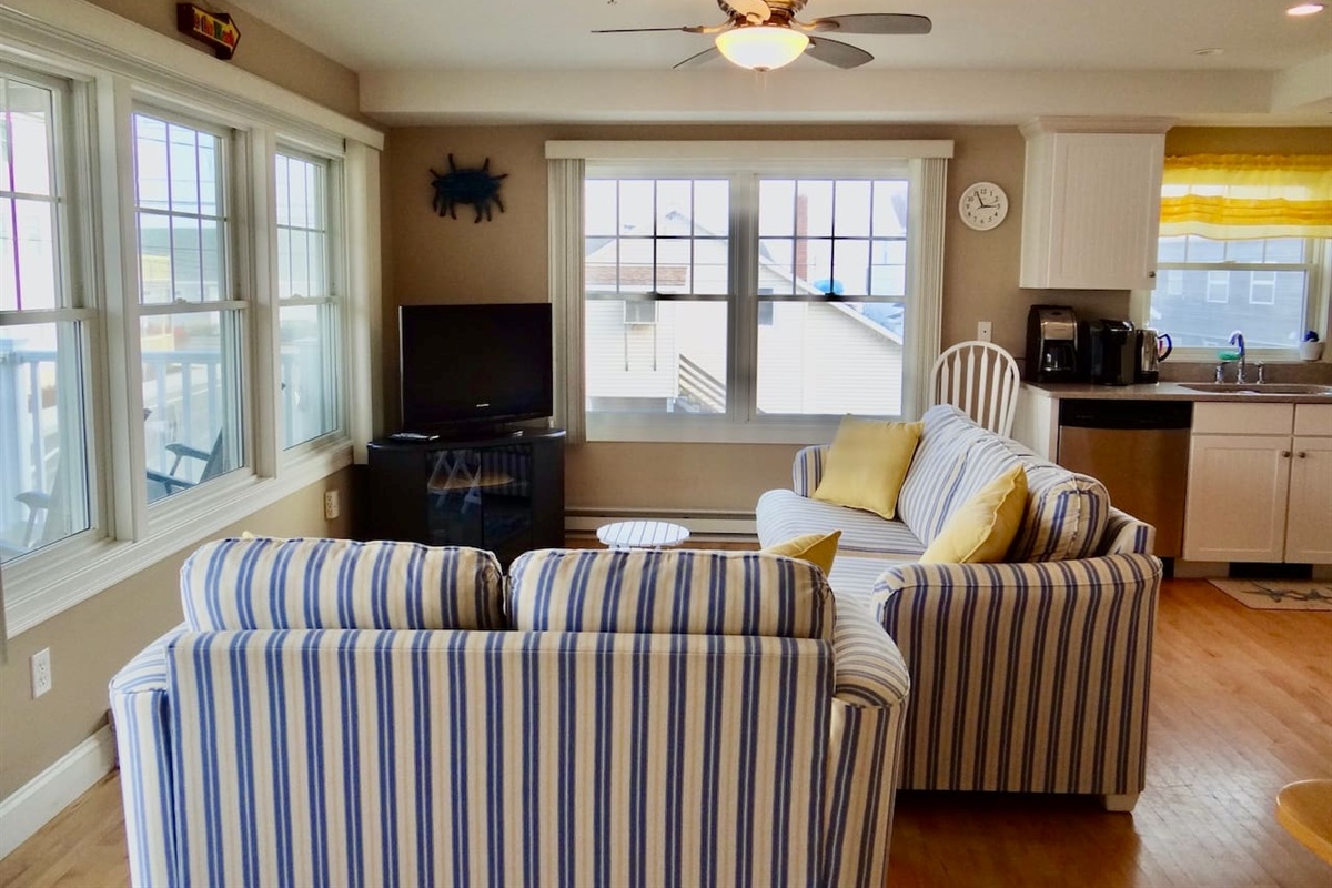 Entertainment area connected to kitchen!