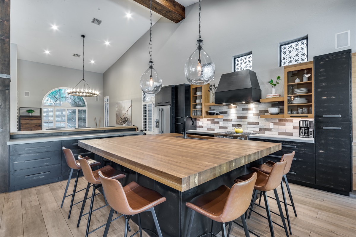 Grayhawk Getaway | 4-Bed Luxury w/ Spa & Pool Heat — Grayhawk Getaway | 4-Bed Luxury w/ Spa & Pool Heat, Scottsdale, Arizona — photo 14