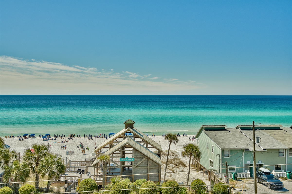 Emerald Gulf Views