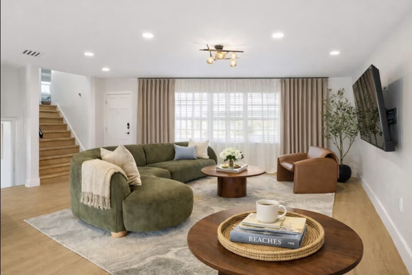 Comfortable living room with generous seating for the whole group.