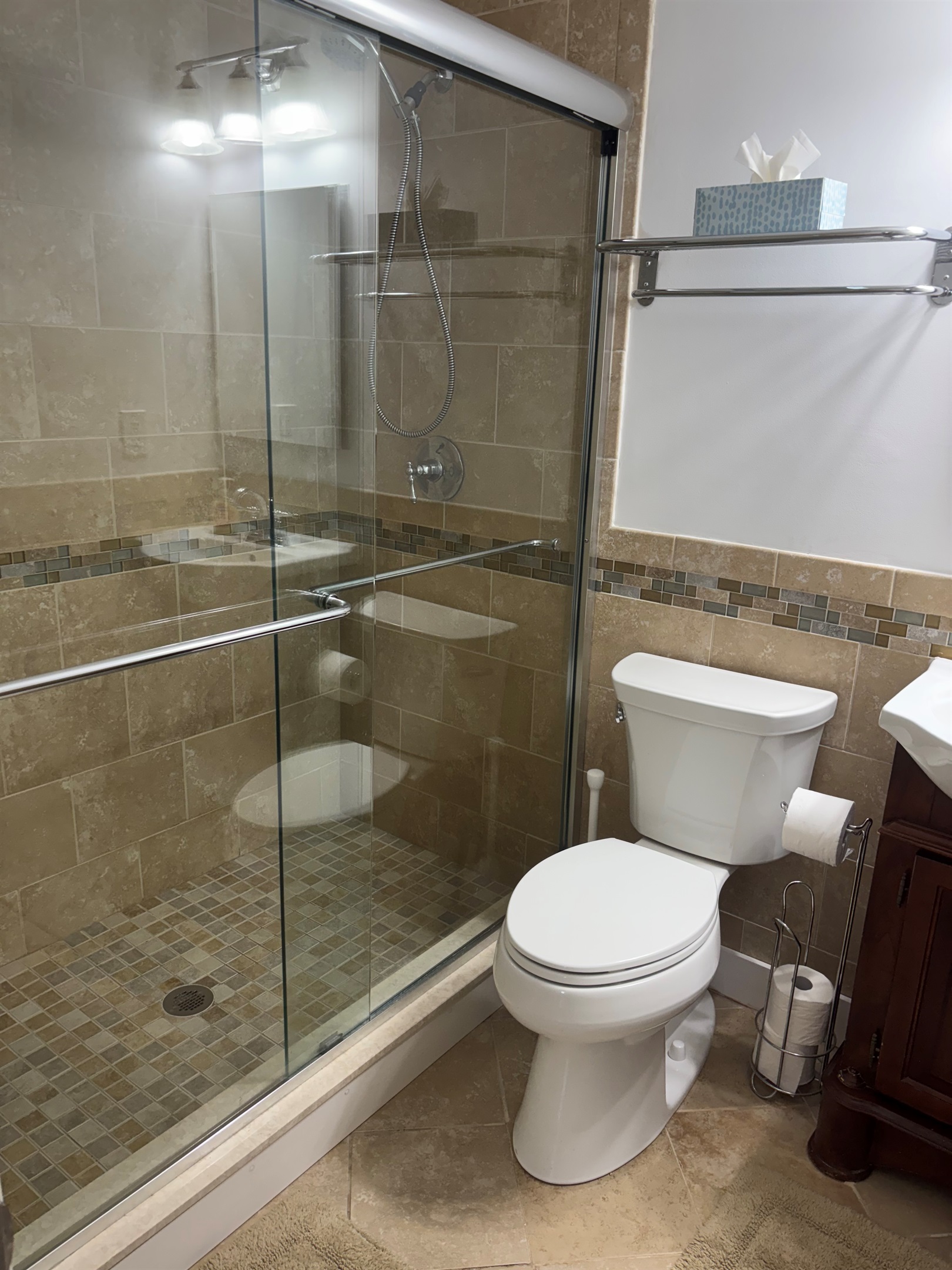 Main bathroom