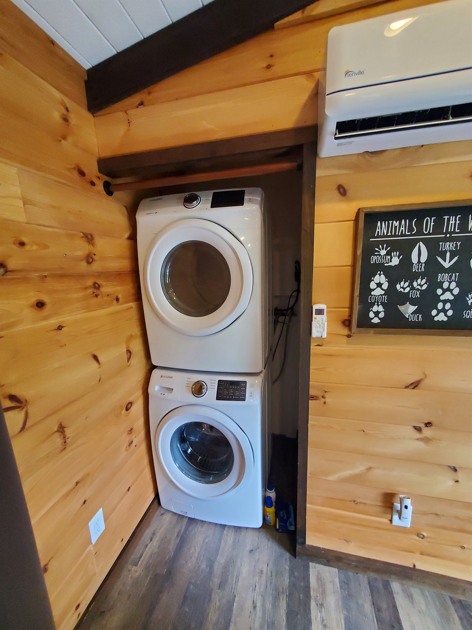 Full size washer and dryer, soap and dryer sheets provided