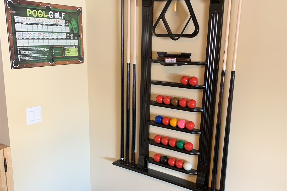 GAMES ROOM POOL TABLE