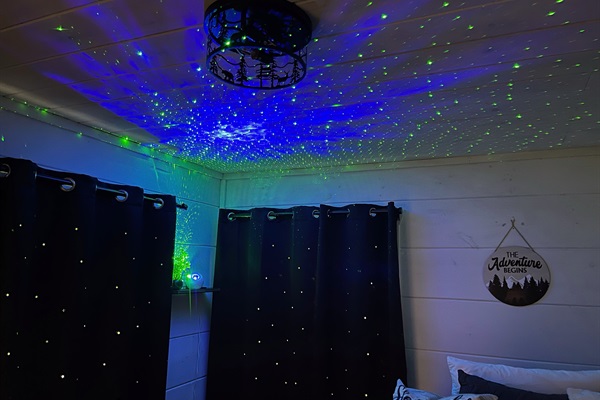 Starry projector in Bunk bedroom | 2nd bedroom | 1st Floor