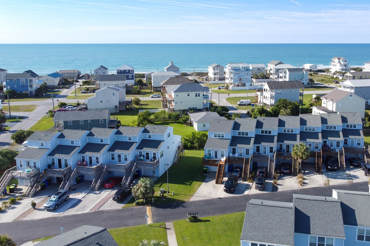 Aerial view of Bermuda Landing community