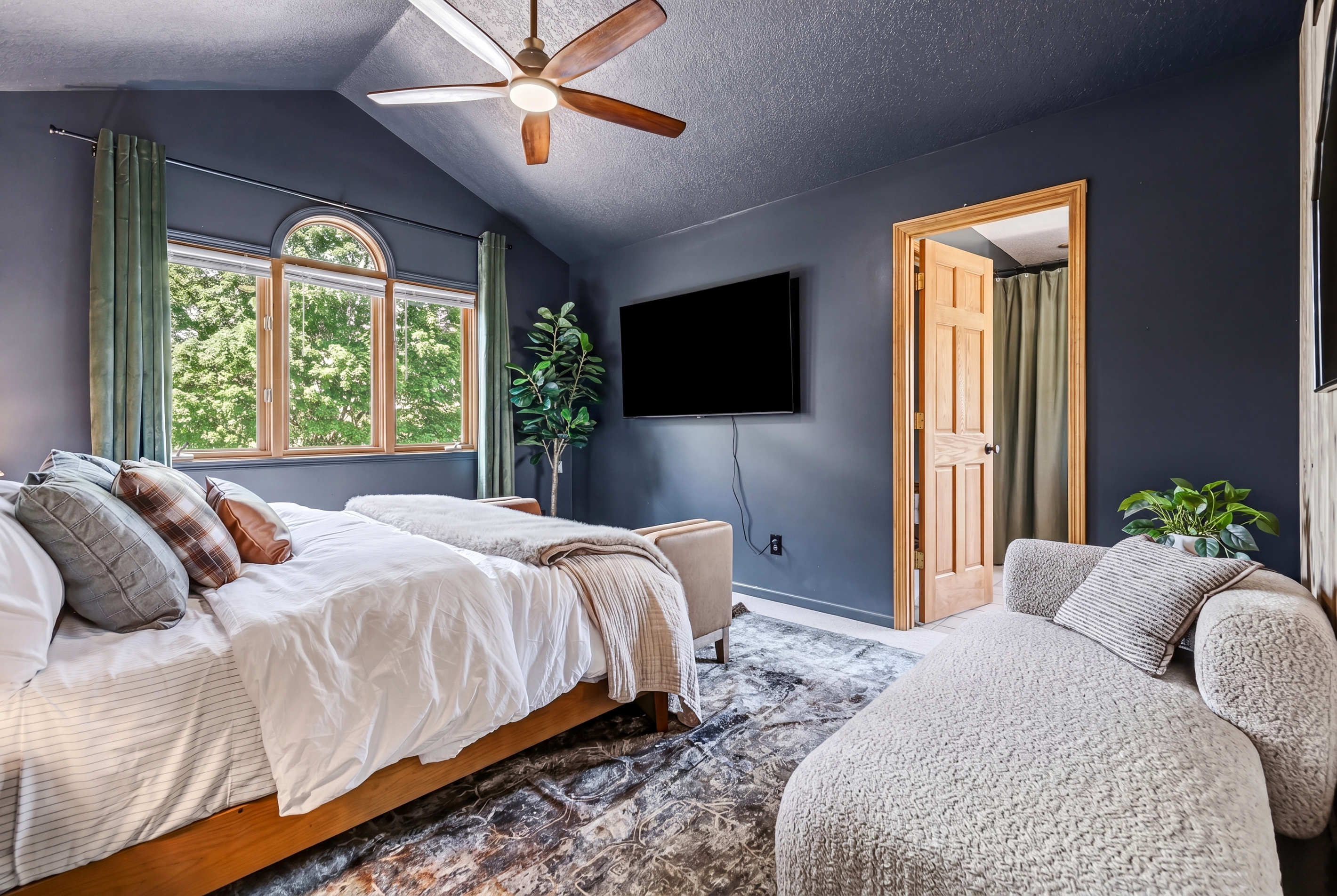 Master bedroom comfort!