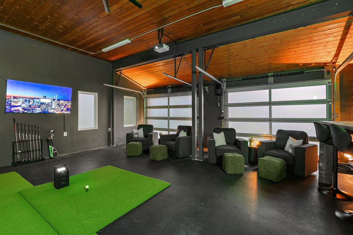 golf sim room