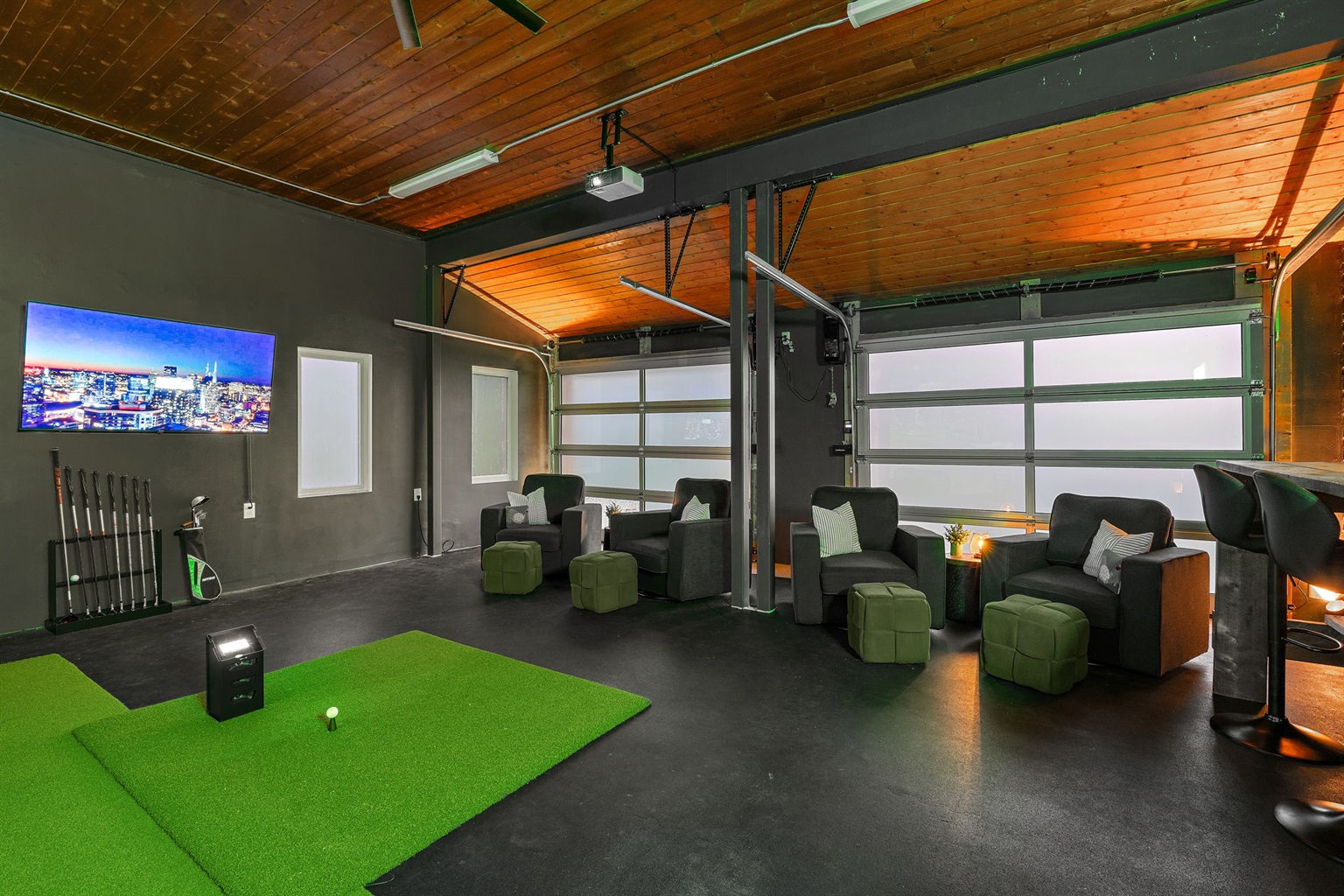 golf sim room