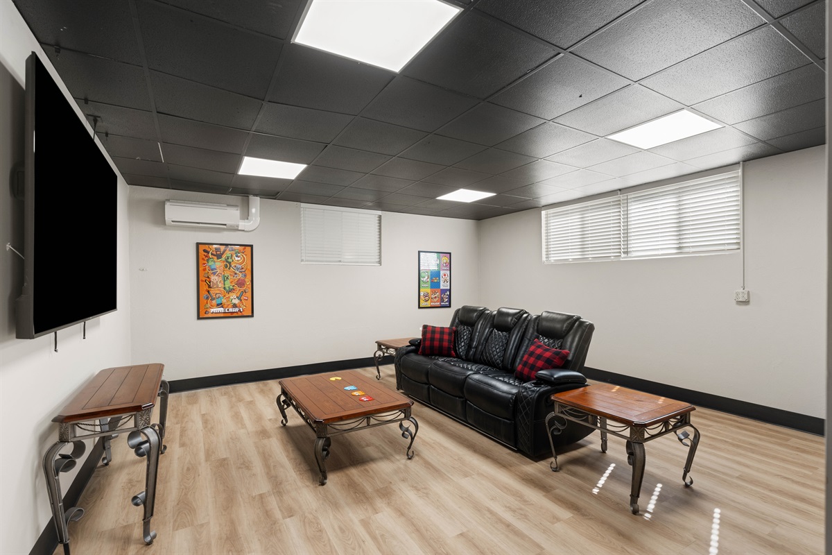 Gaming Room (BYO Console)