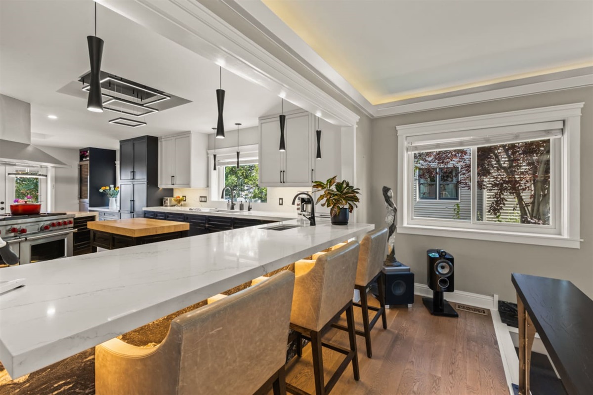 Open Concept Bar Seating 