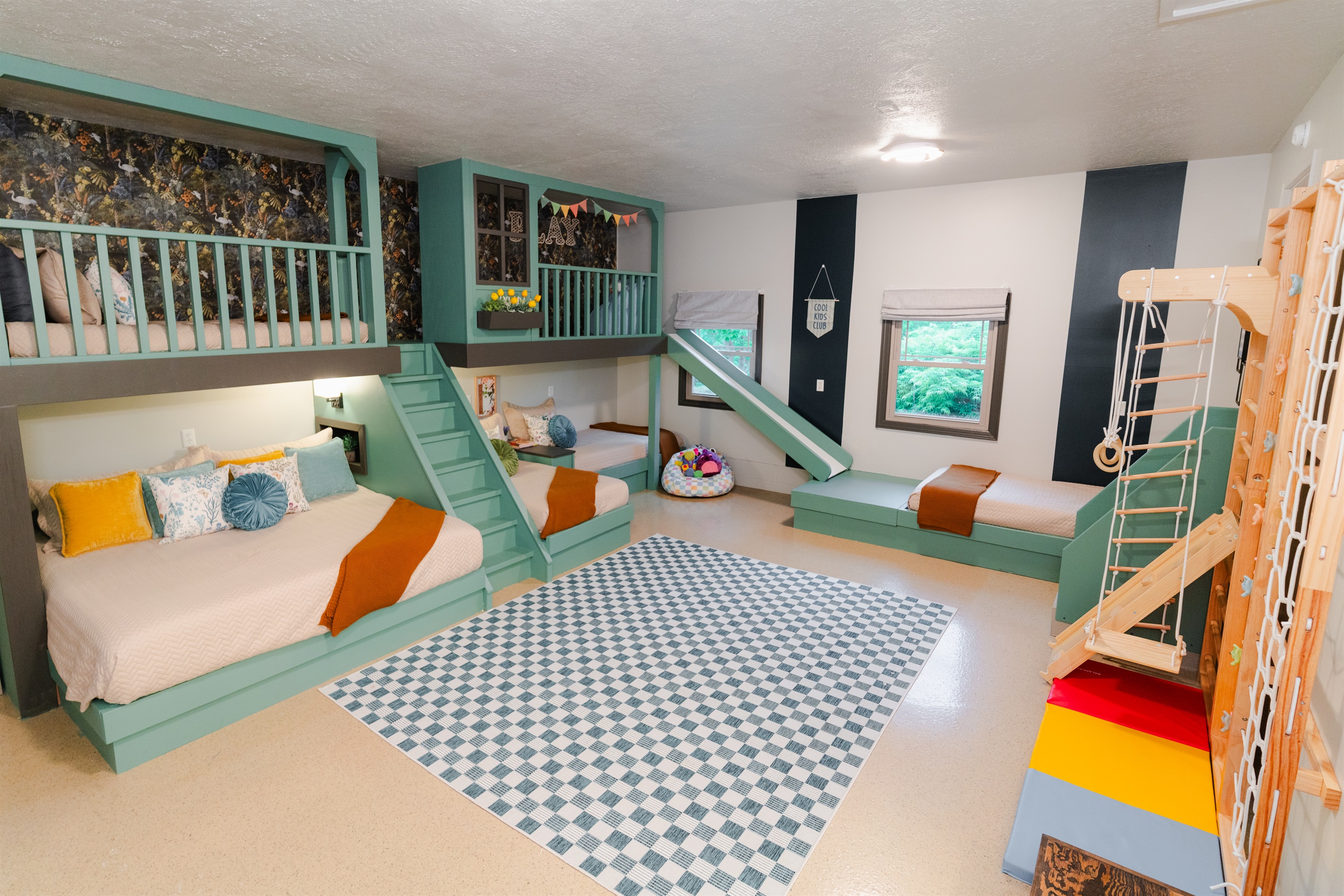 A playful kids’ room that makes bedtime and playtime a lot more fun.