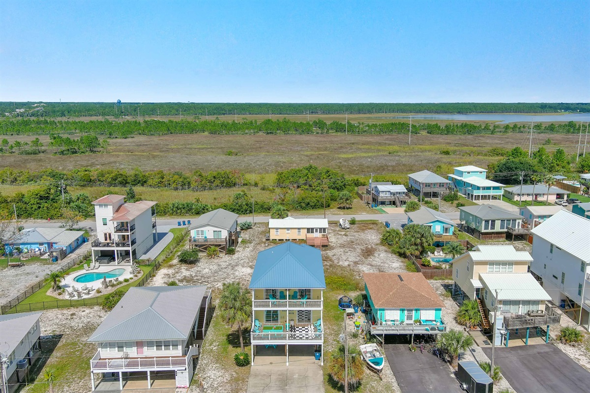 Spend your days relaxing by the crystal clear water and soaking up the sun. Enjoy the views of Gulf State Park and Shelby Lakes.
