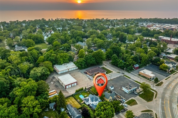 Experience the best of South Haven with an easy stroll to sandy beaches, charming downtown shops, and lakefront sunsets waiting just around the corner.