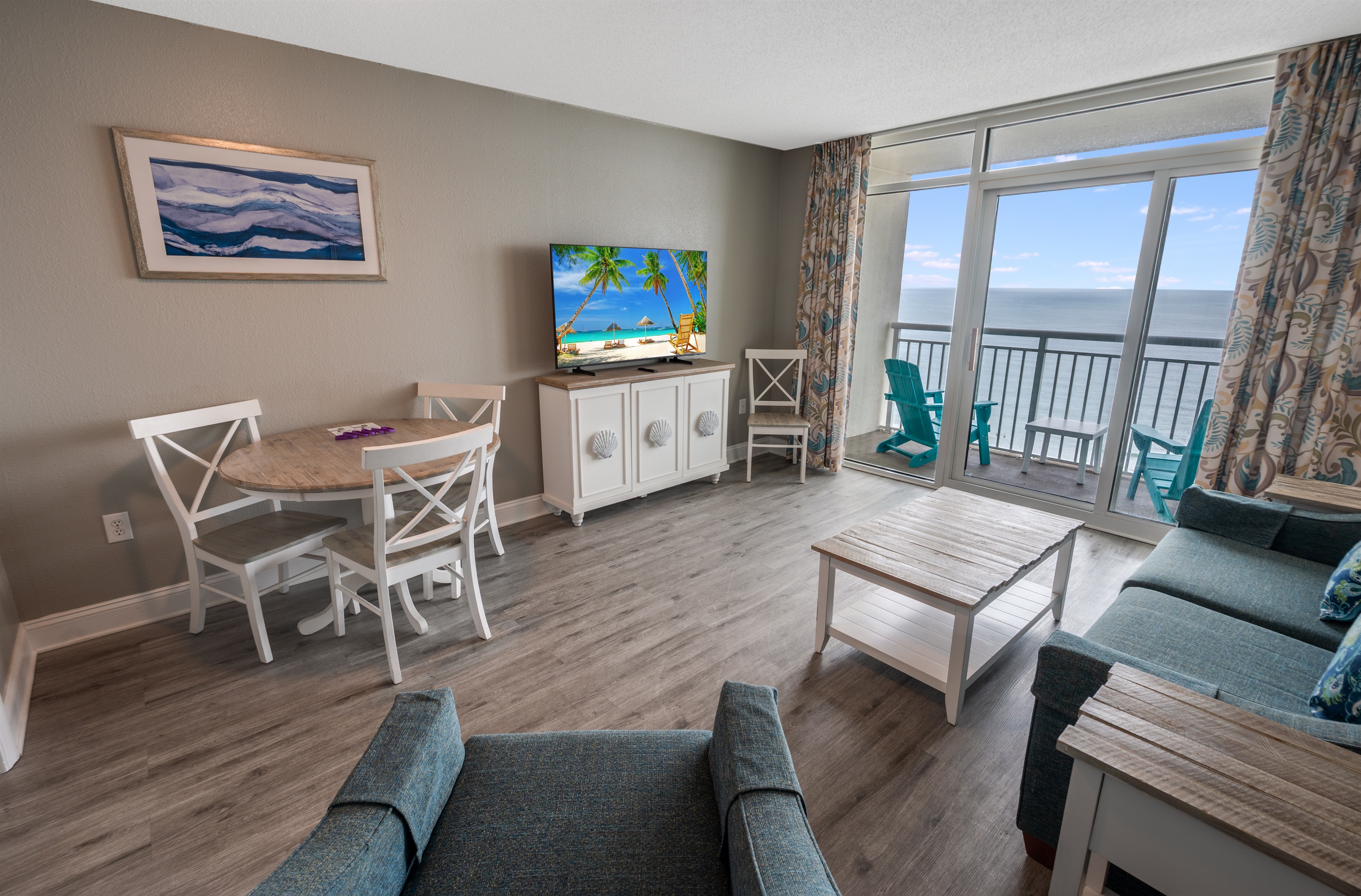 King Bed I Direct Ocean Front View! 2