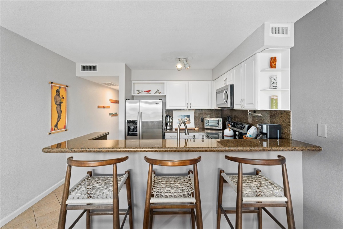 2705b36efaf2442bacfa534d8bde2680 Large | Beachhouse | Texas | TX | Vacation Homes | Galveston | Crystal Beach | Kokomo | Breezy Days | Beachfront Elegance | Sunrise Serenity | Southern Sands Property Management, LLC