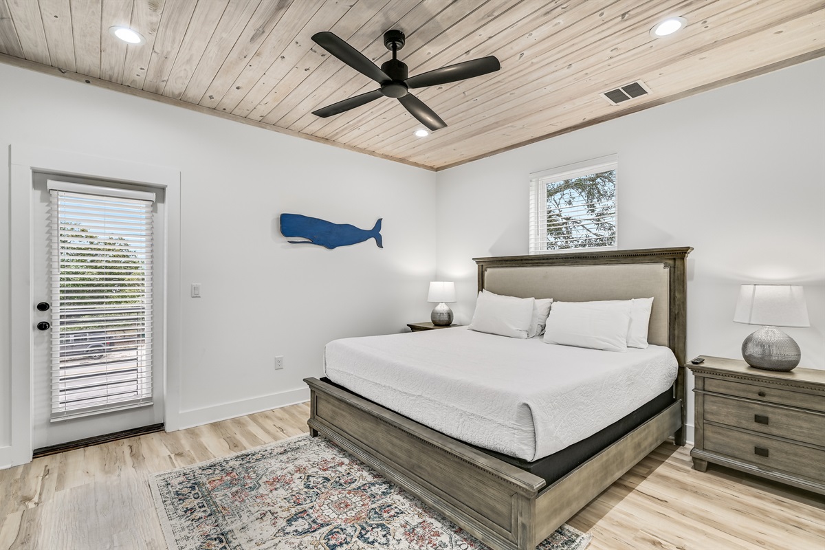 King Suite # 4 (second floor)
