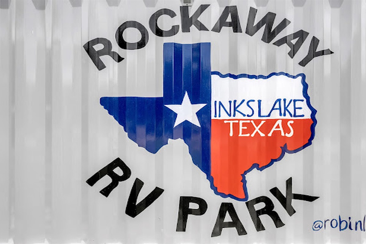 Your Ink’s Lake getaway starts right here.