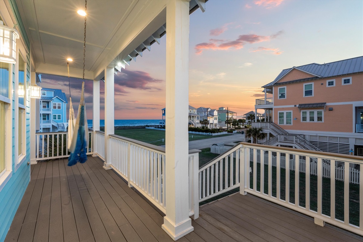 273b68566e3c49d1a7ef928a0420b743 Large | Beachhouse | Texas | TX | Vacation Homes | Galveston | Crystal Beach | Kokomo | Breezy Days | Beachfront Elegance | Sunrise Serenity | Southern Sands Property Management, LLC