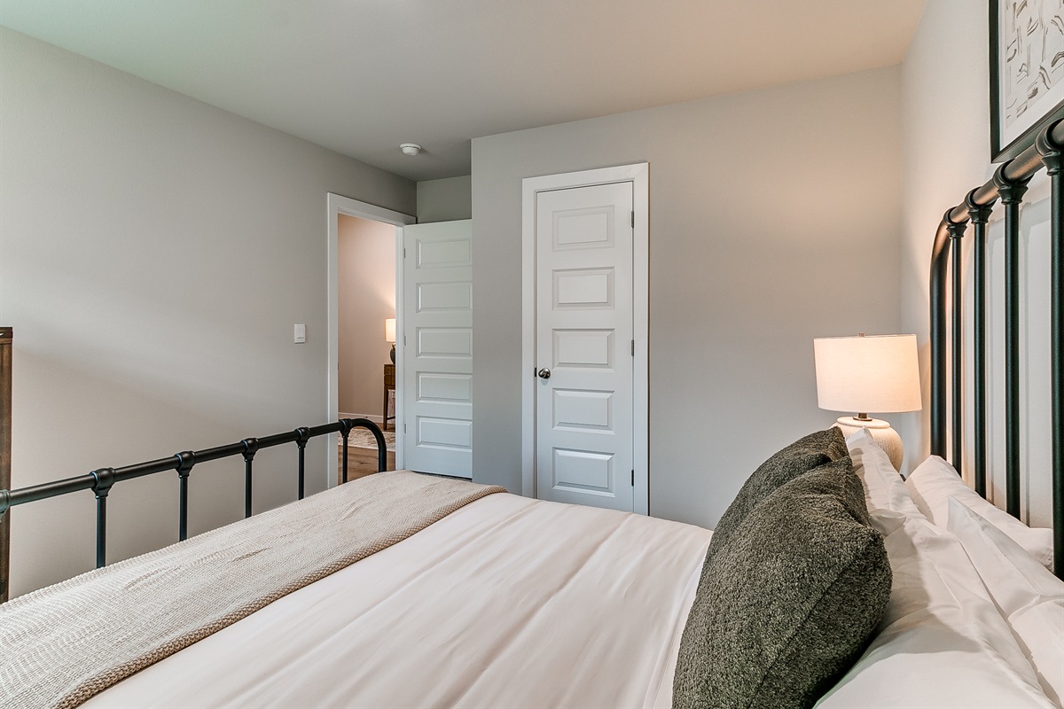 Guest Bedroom 1