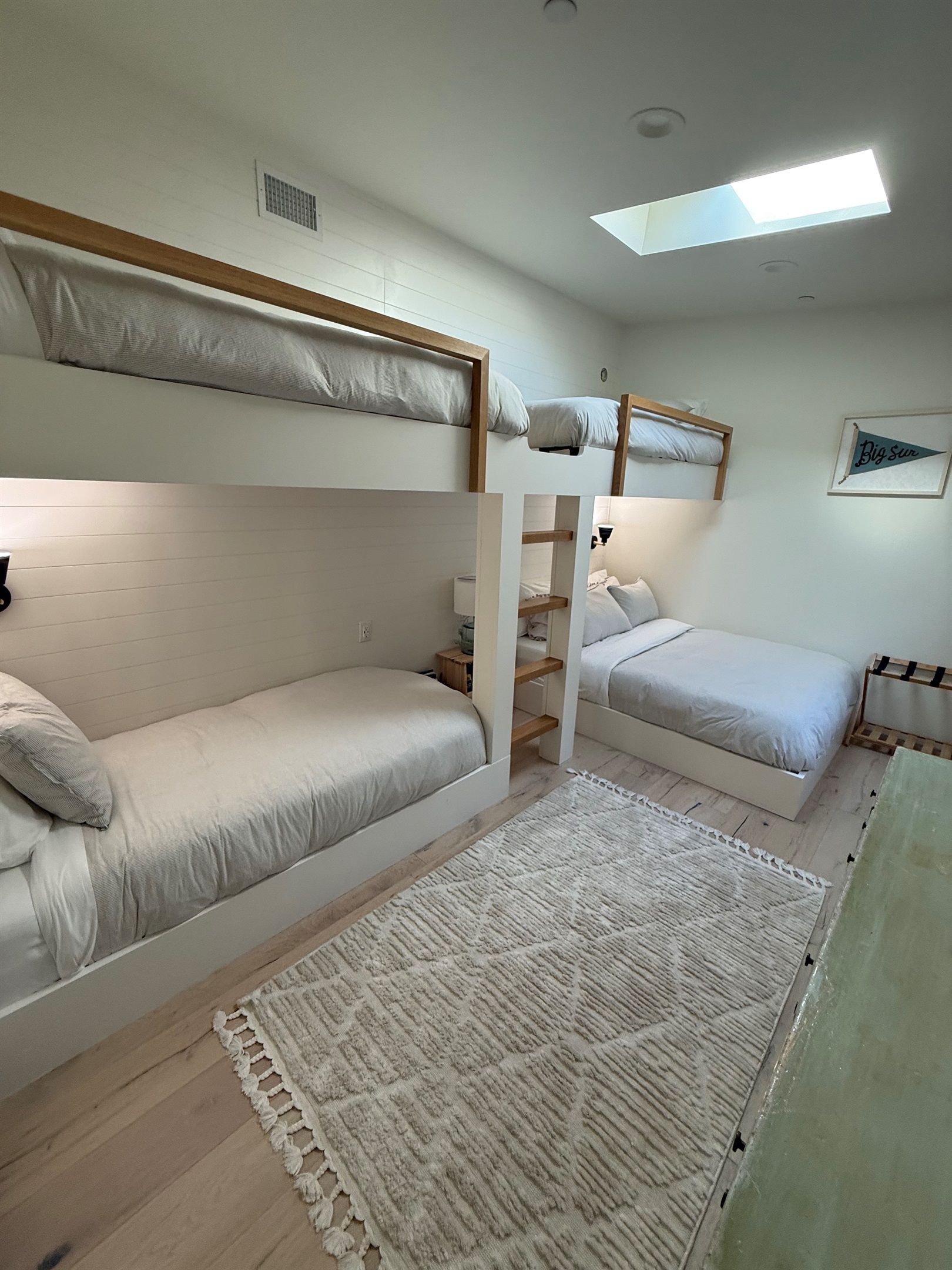 Bedroom 3 - 1 Queen Bed, 3 Twin Beds