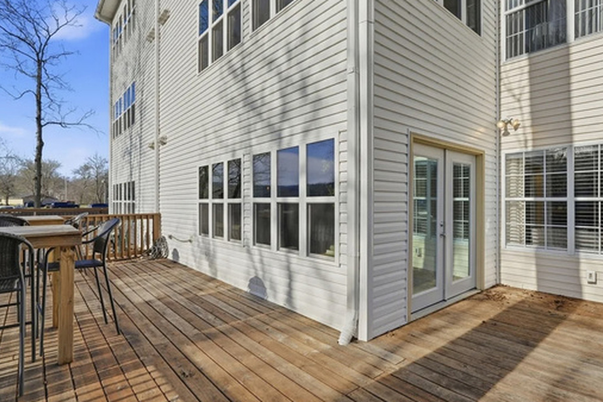 Deck