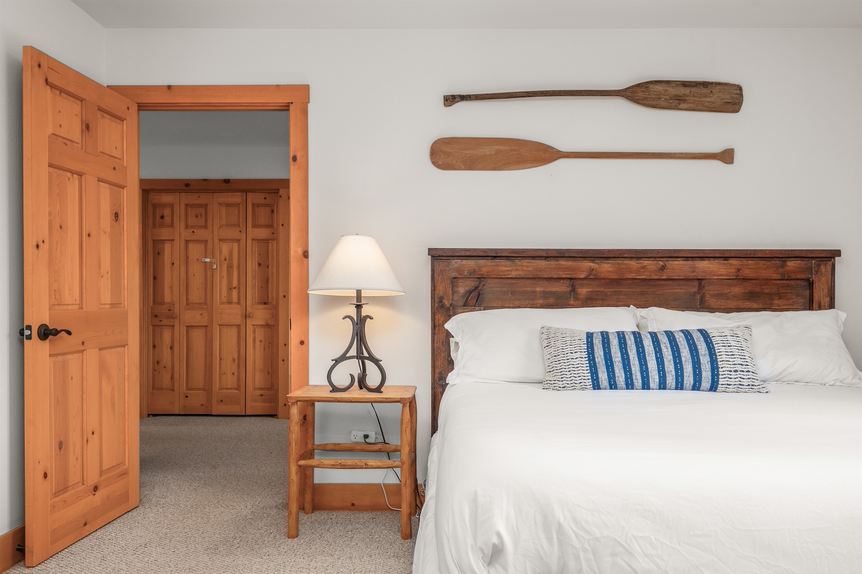 Ensuite Bedroom 3 | King Bed | View into Hallway