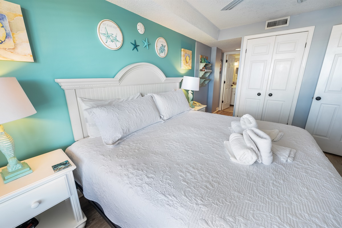 Stunning Bedroom ✨ Beautifully Decorated 🛏️💫