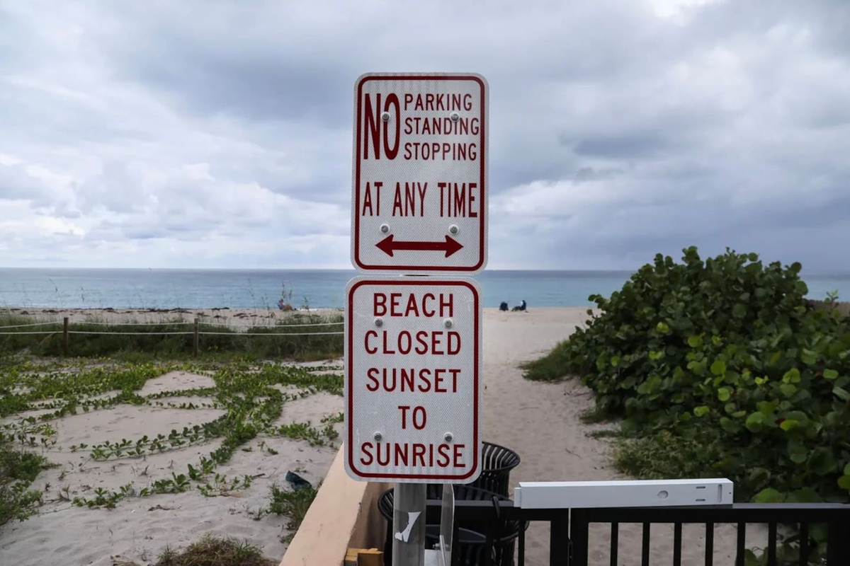 Beach access is closed  sunset to sunrise