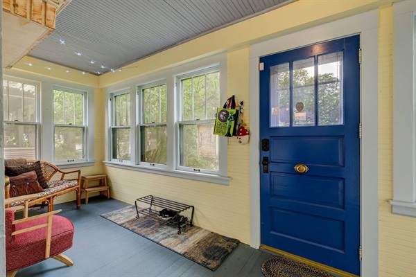 Relax with fairy lights in the front porch