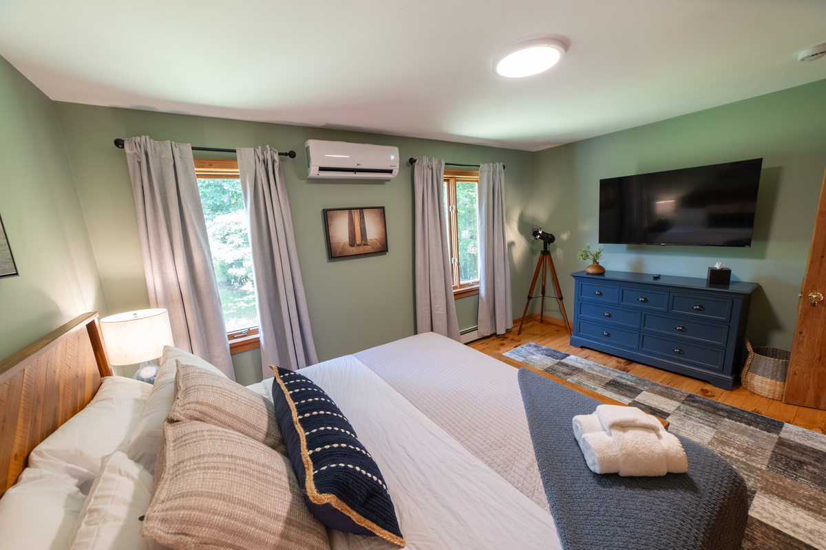 Upstairs bedroom