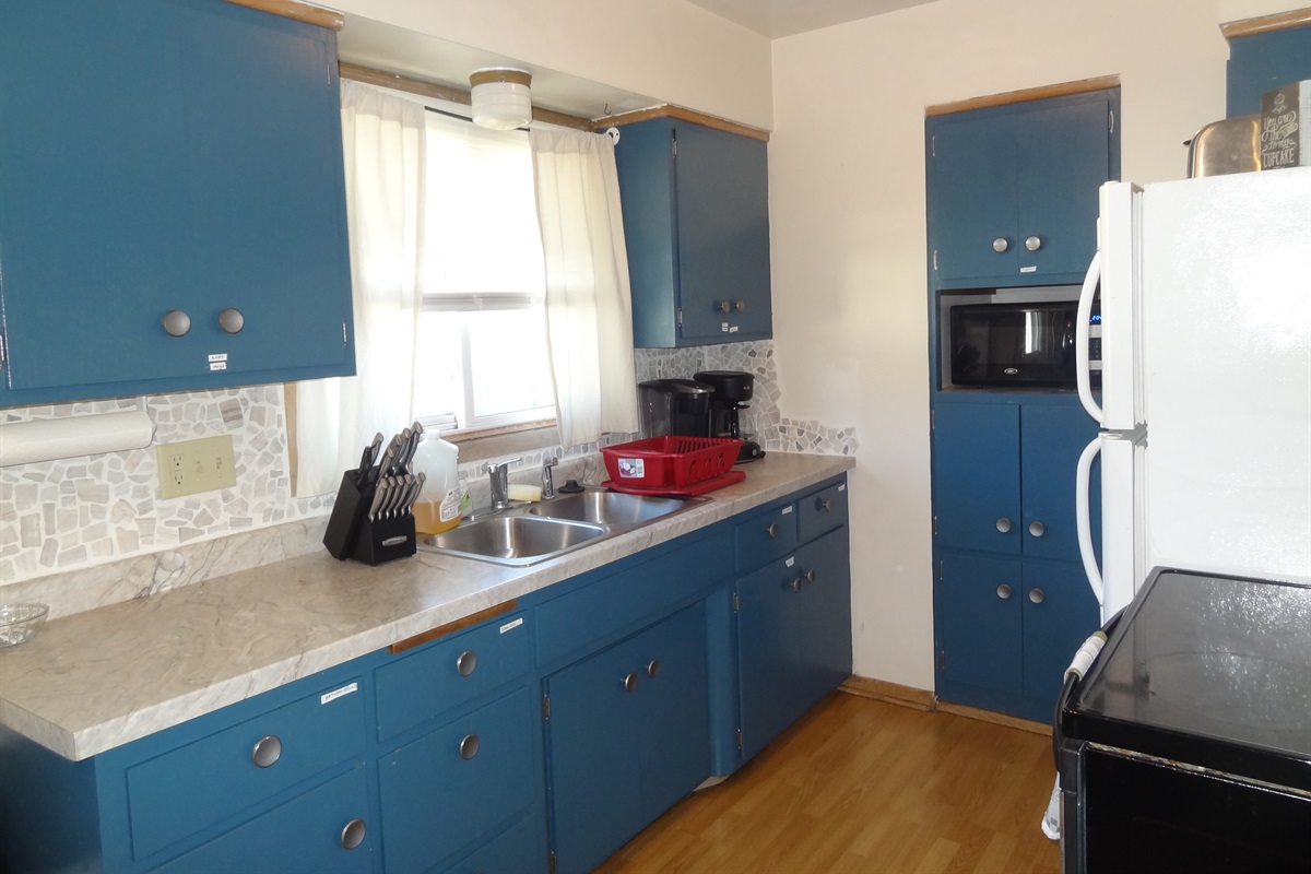 Kitchen stocked with most essentials, Keurig and regular coffee makers