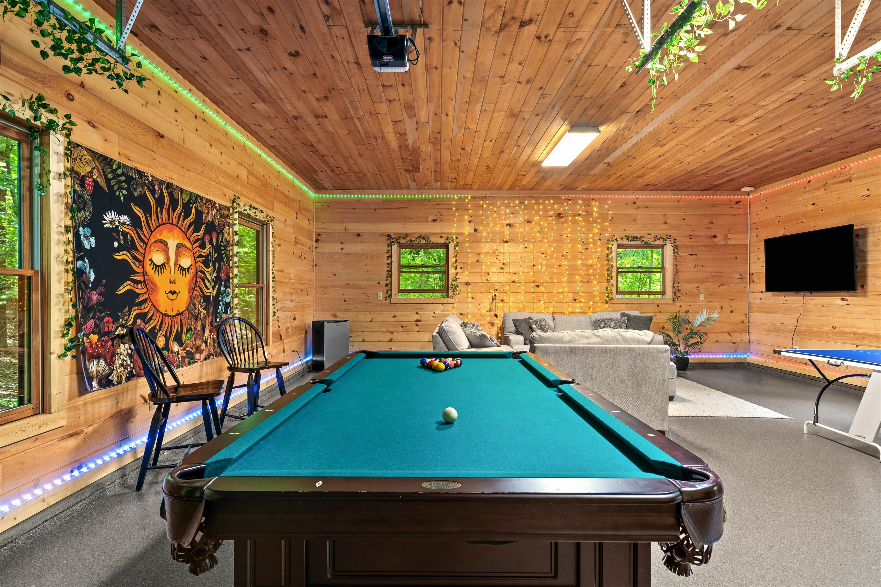 Pool table