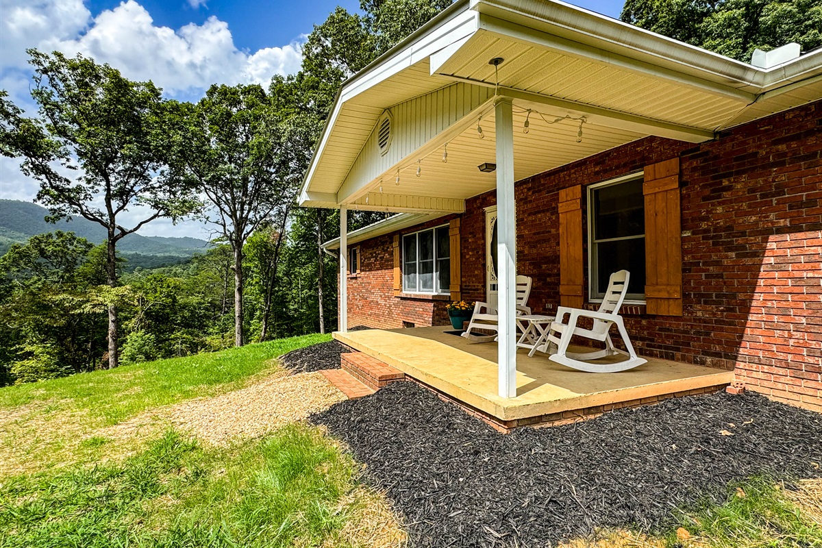 Front view of the property. Take in a wonderful view of Sharp Top Mountain and Great Smoky Mountain National Park!