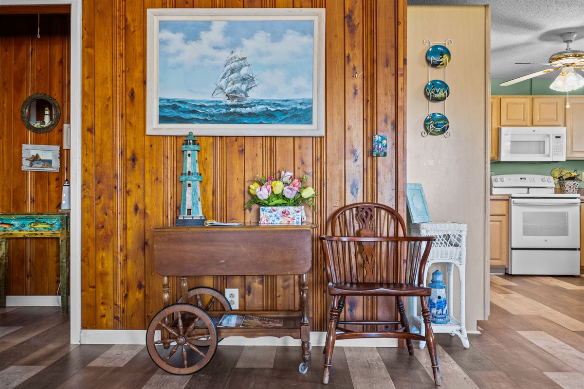 Hallway with a touch of nautical charm