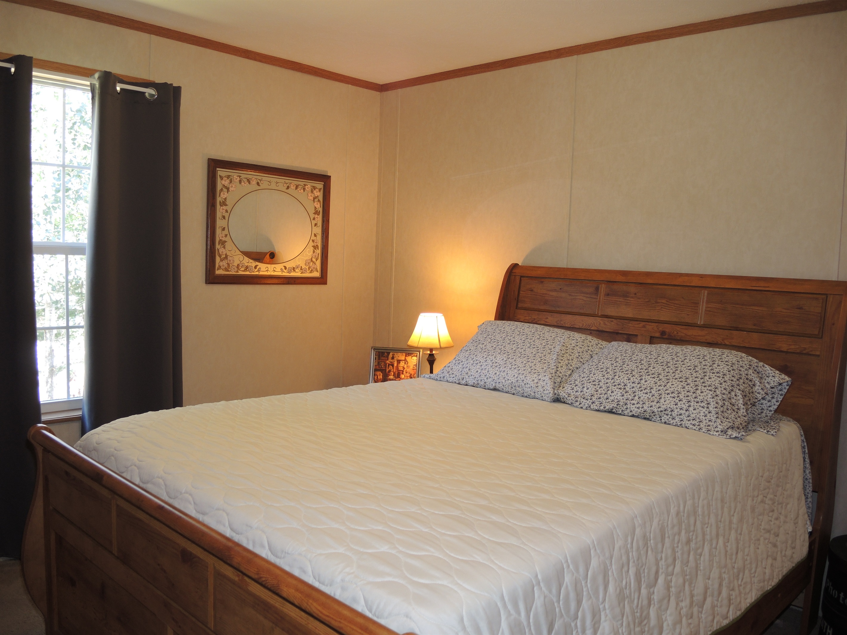 Queen Bedroom #2 w/ ensuite bath