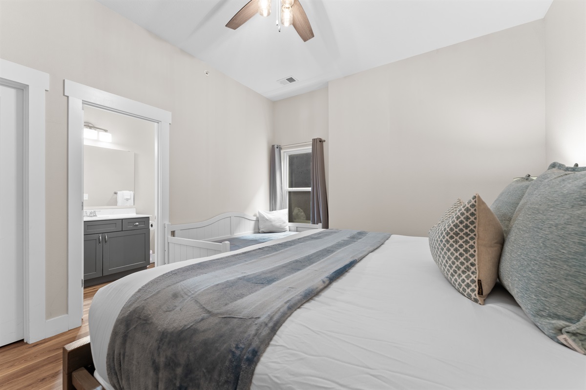 King bedroom #3 with ensuite bathroom