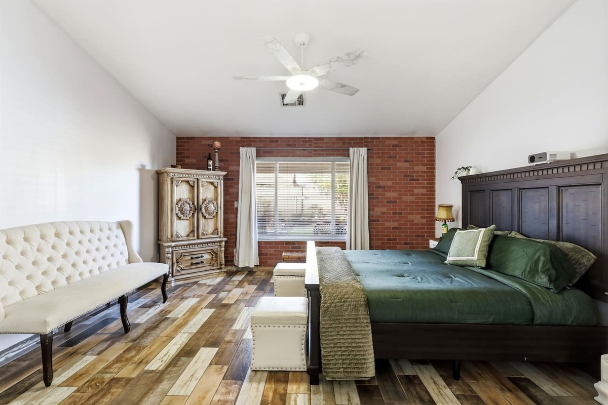 Master Bedroom; King
