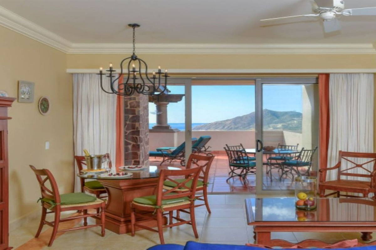 Owner Executive Suite at the Sunset Beach, Vacation Travel Exclusives