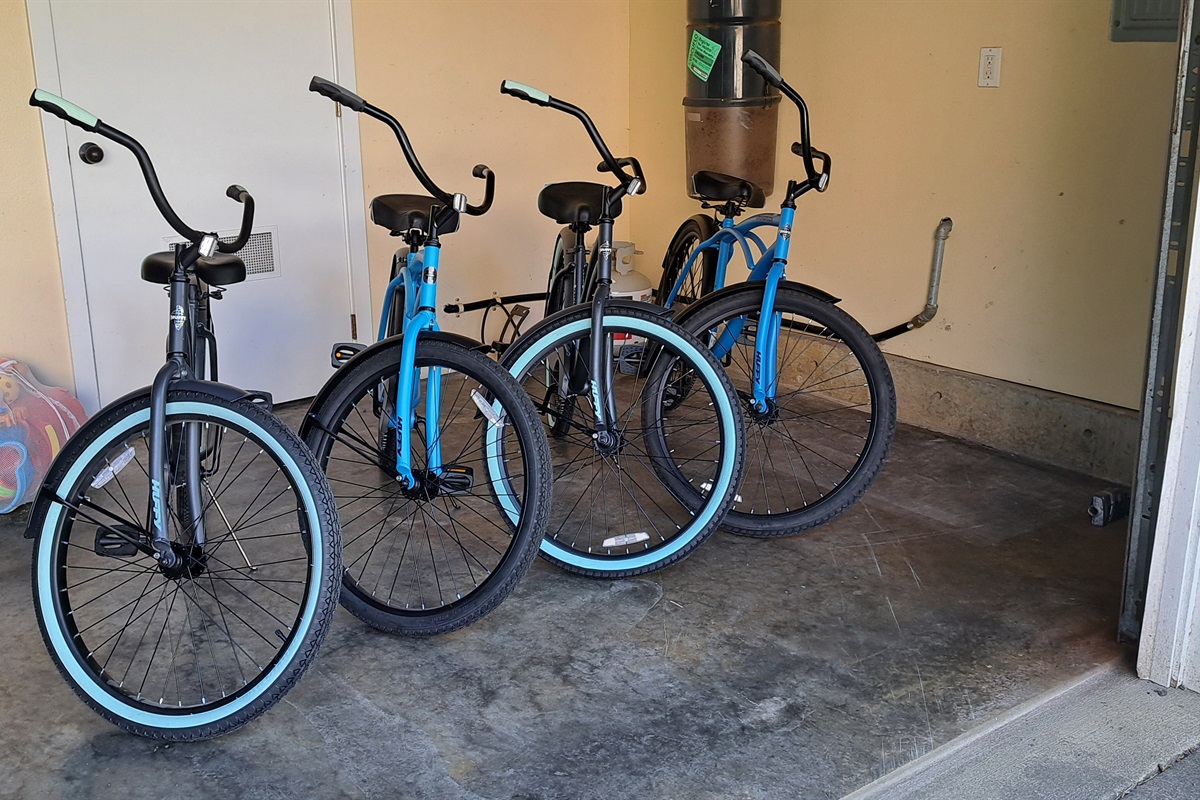 Explore the charming Bella Beach community on one of four beach cruisers, perfect for a leisurely ride to the café for coffee or a sweet treat.